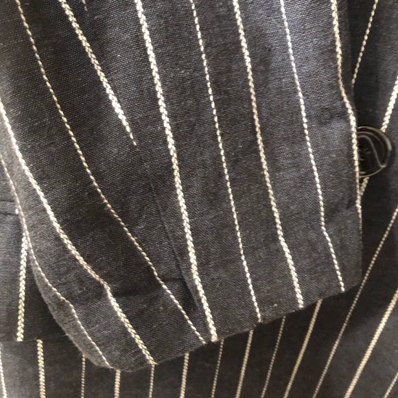 Like New!! Free People Linen Blend Boyfriend Blazer Navy Pinstripe Sz L - Picture 6 of 10